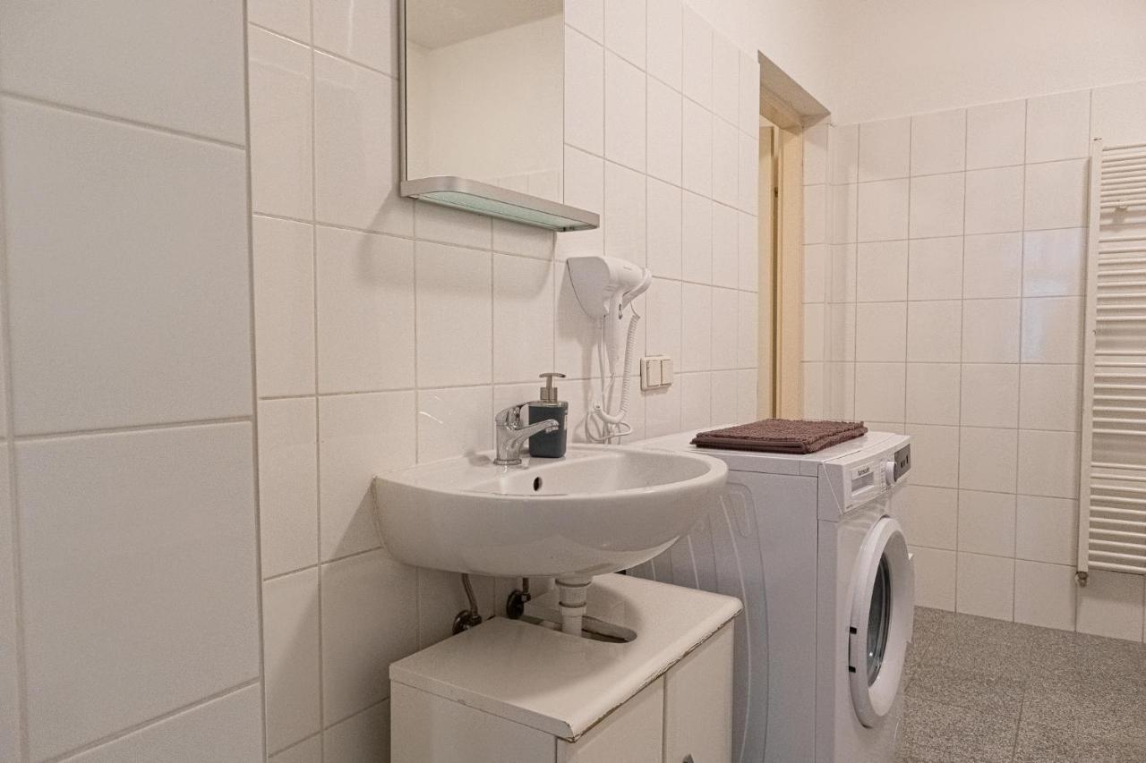 Pleasing 2Br Apt.-Perfect For Longstays Виена Екстериор снимка